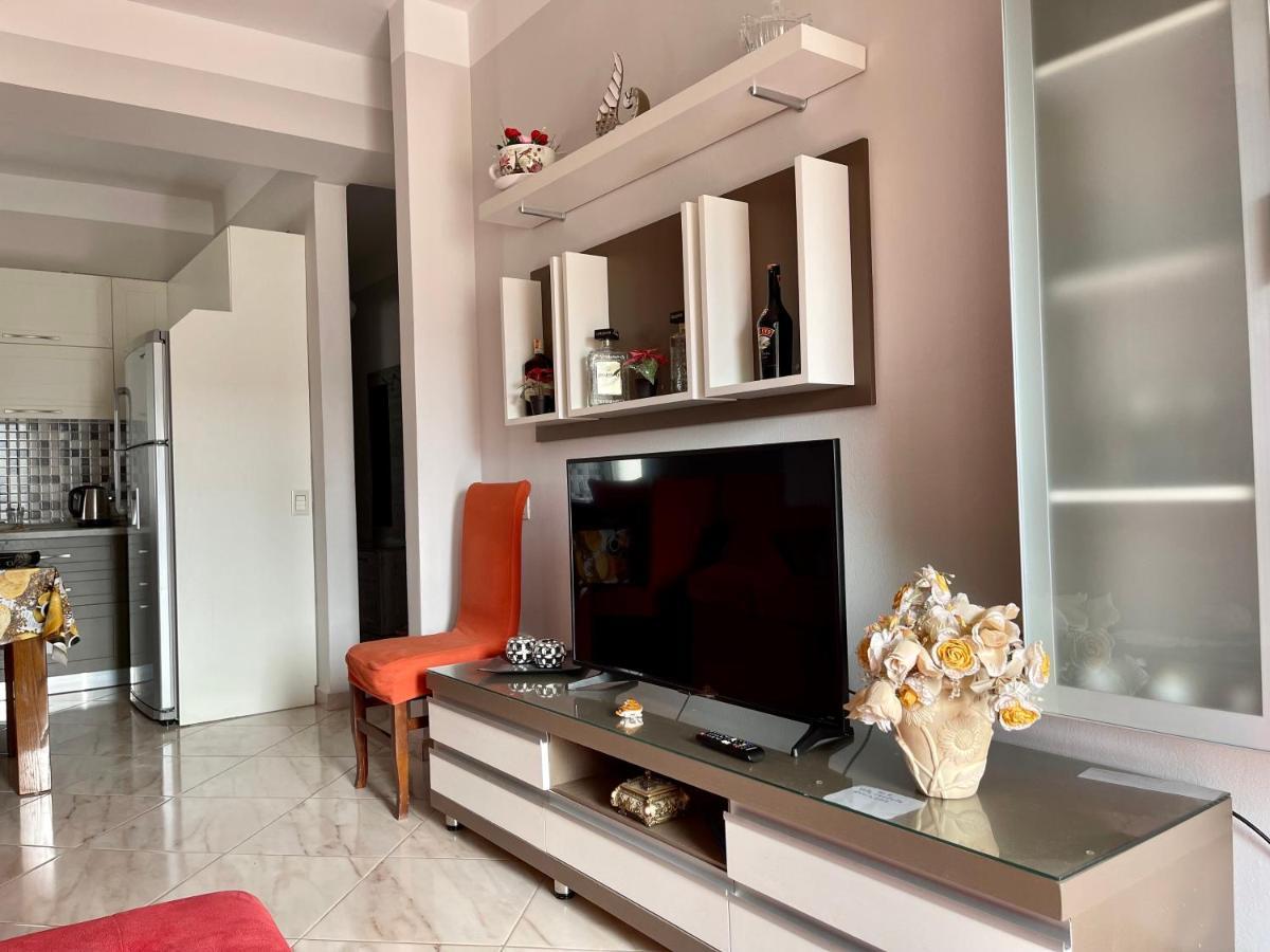 Queen Isabella Premium Hotel วญอเรอ ภายนอก รูปภาพ